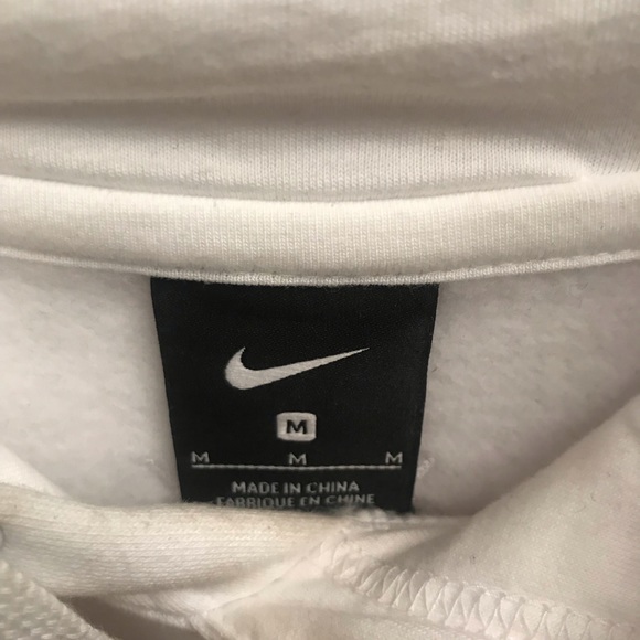 Kith Lebron Cloak White Size Medium - Picture 4 of 5